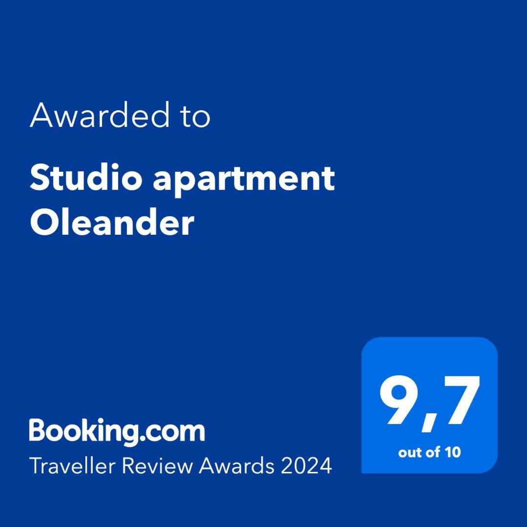 Studio Apartment Oleander Split Buitenkant foto
